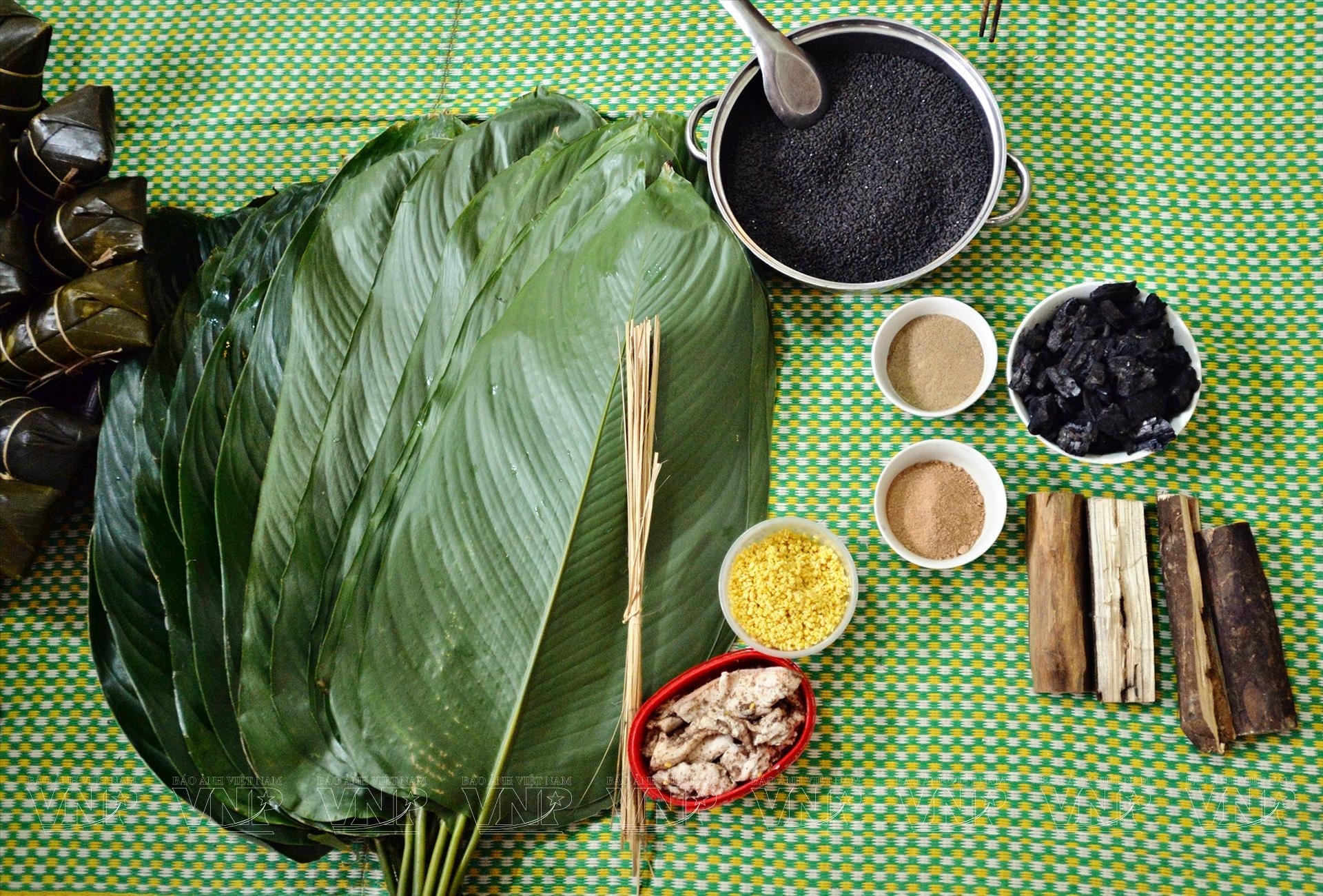 Fresh dong leaves, glutinous rice, mung beans, and marinated pork come together to create the perfect combination of flavors and textures in authentic chung cake